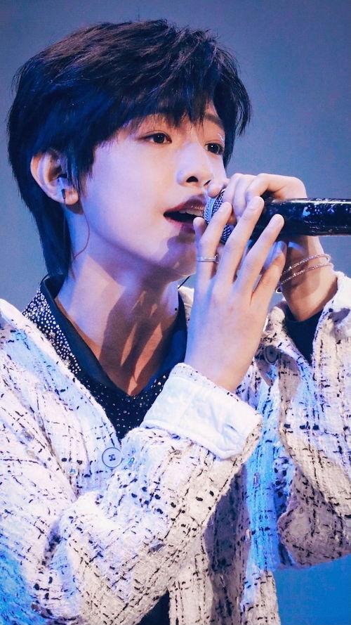 张泽禹最新爆料图片大全,高清美图大集合，魅力四溢引关注  第1张